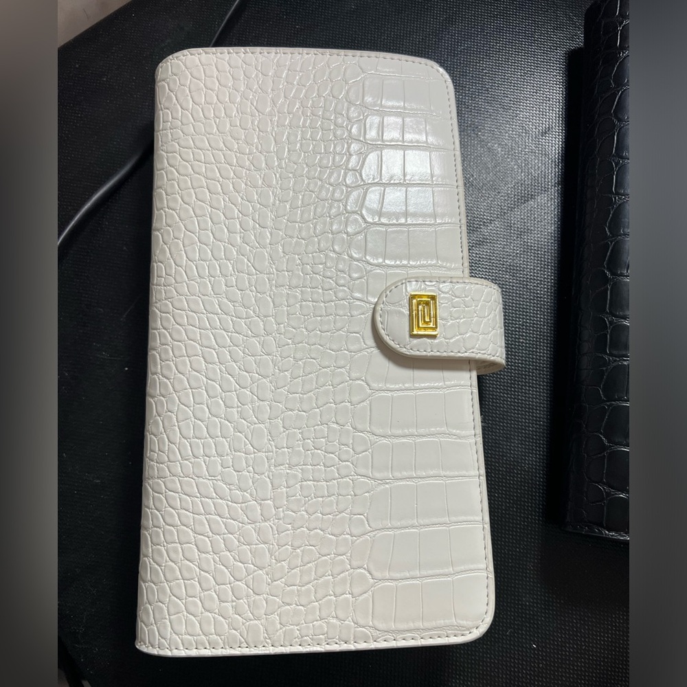 WHITE CROCO NOTIQ SL1. Slim Travel Wallet Ringless Agenda | Planner Cover